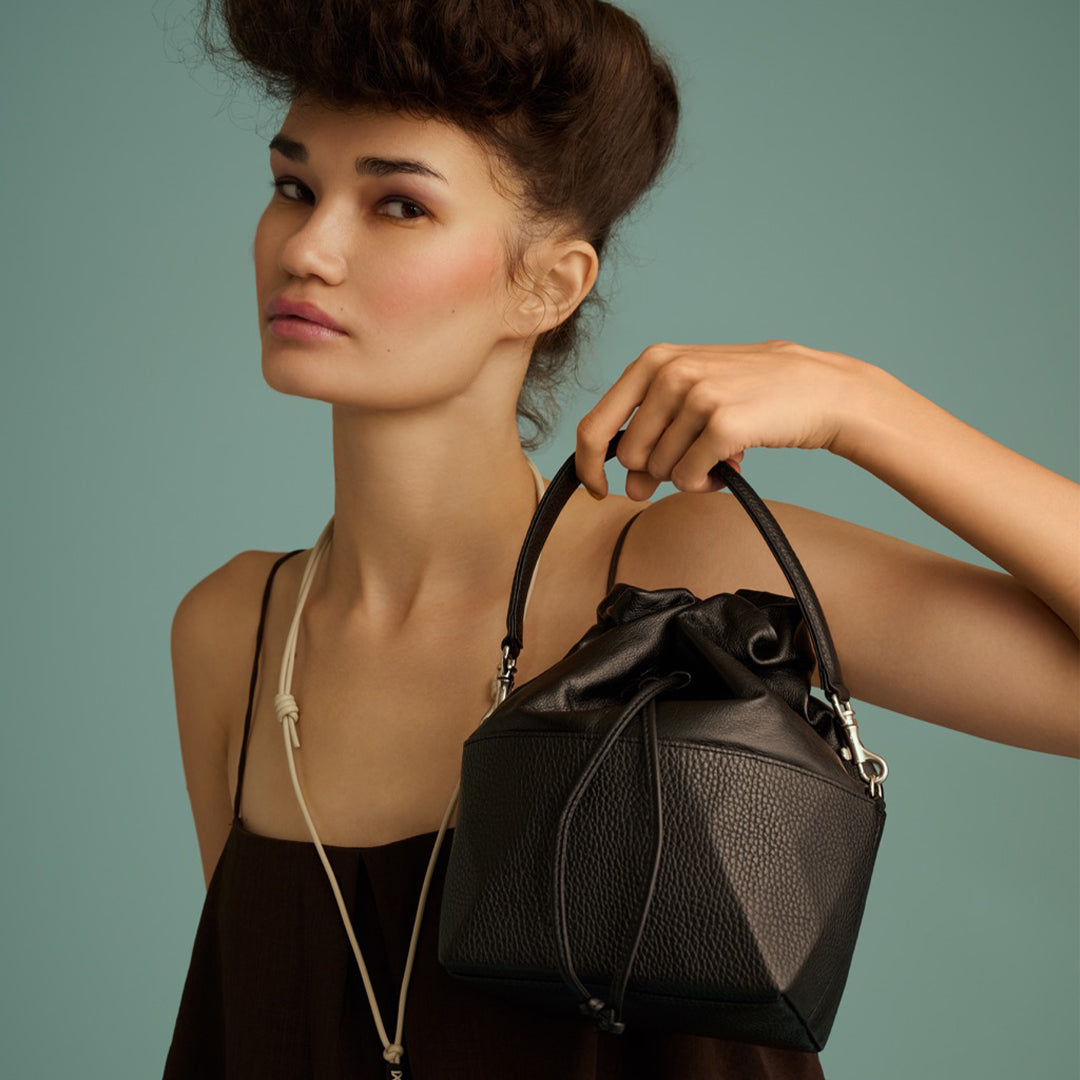 ＜Kolmio＞【VALO】05 KINCHAKU/黑色×黑色