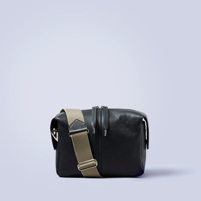 ＜KIYOKAWA＞［SOPHIE］Cross body bag/黑色