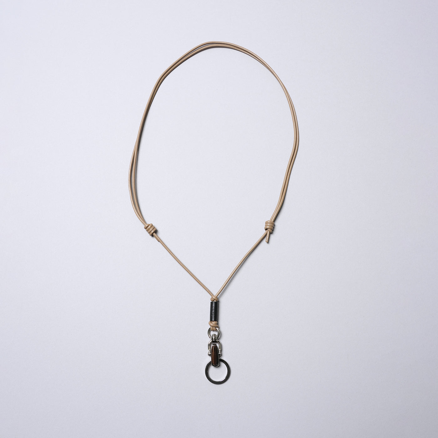 <SENTI FLATTER THE SENSES> Multi Leather Strap (Clip Hook) / Ivory