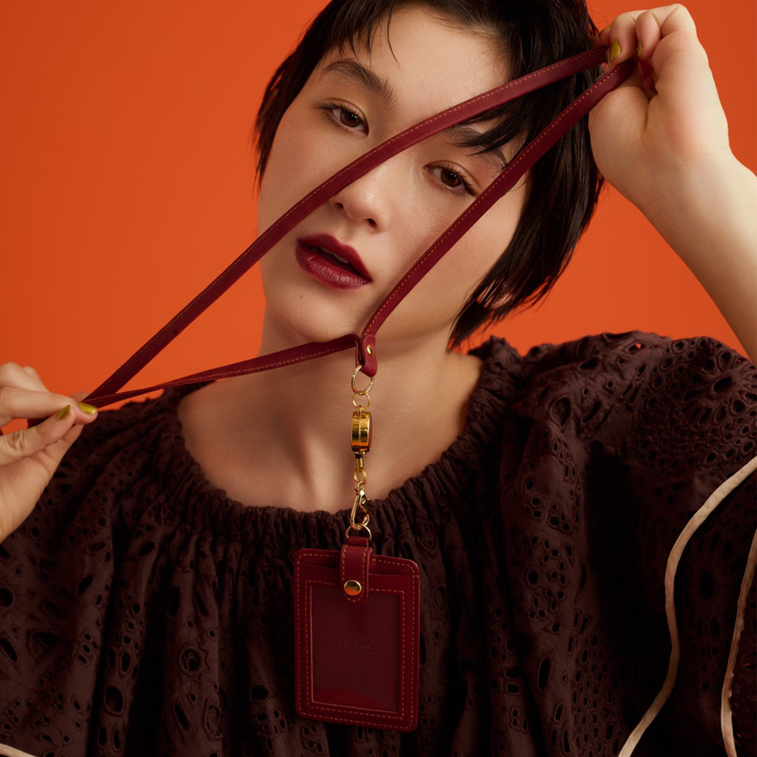 ＜LEZALI＞義大利皮革證夾（直式款）/覆盆子紅