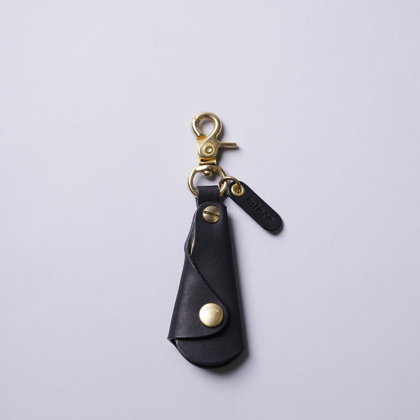 <minca> Brass Shoehorn Key Holder / Chocolate