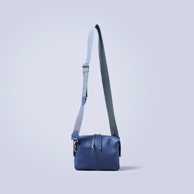 ＜KIYOKAWA＞［SOPHIE］Cross body bag/黑色