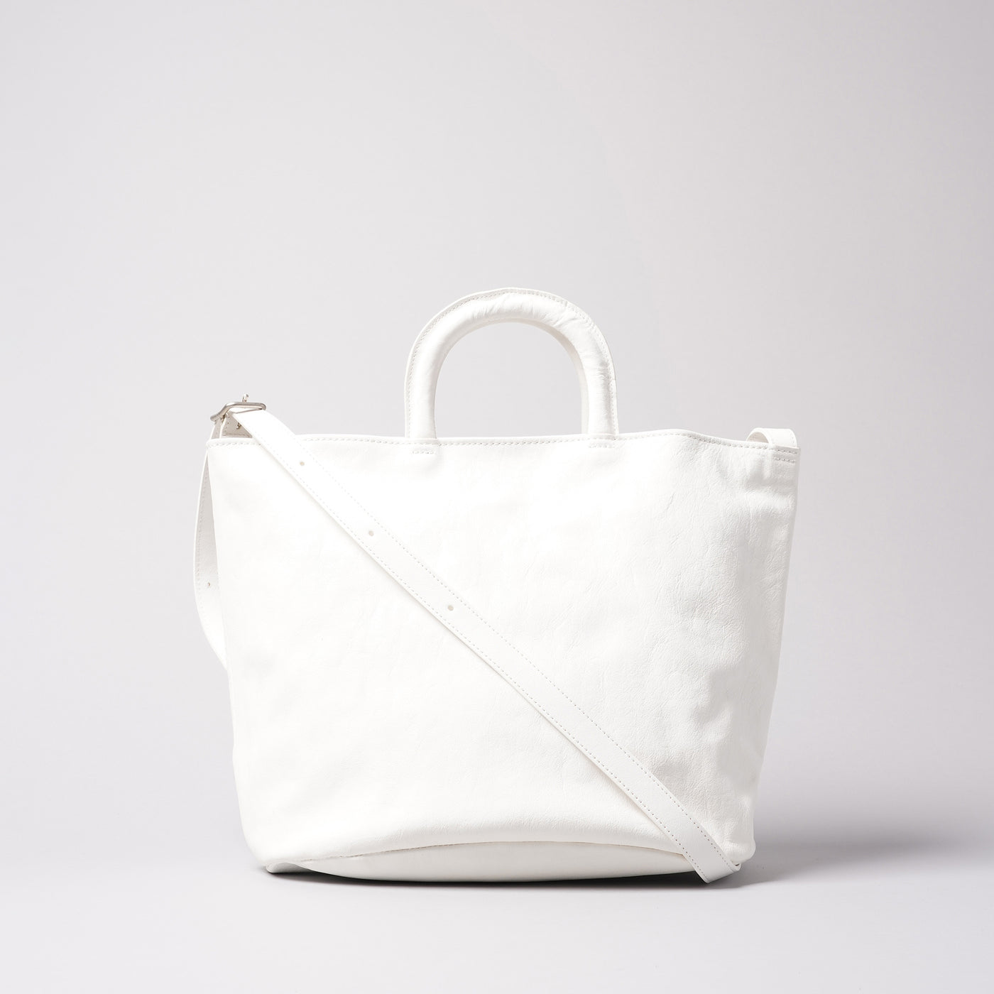 <numeri> Base Bucket Tote / White