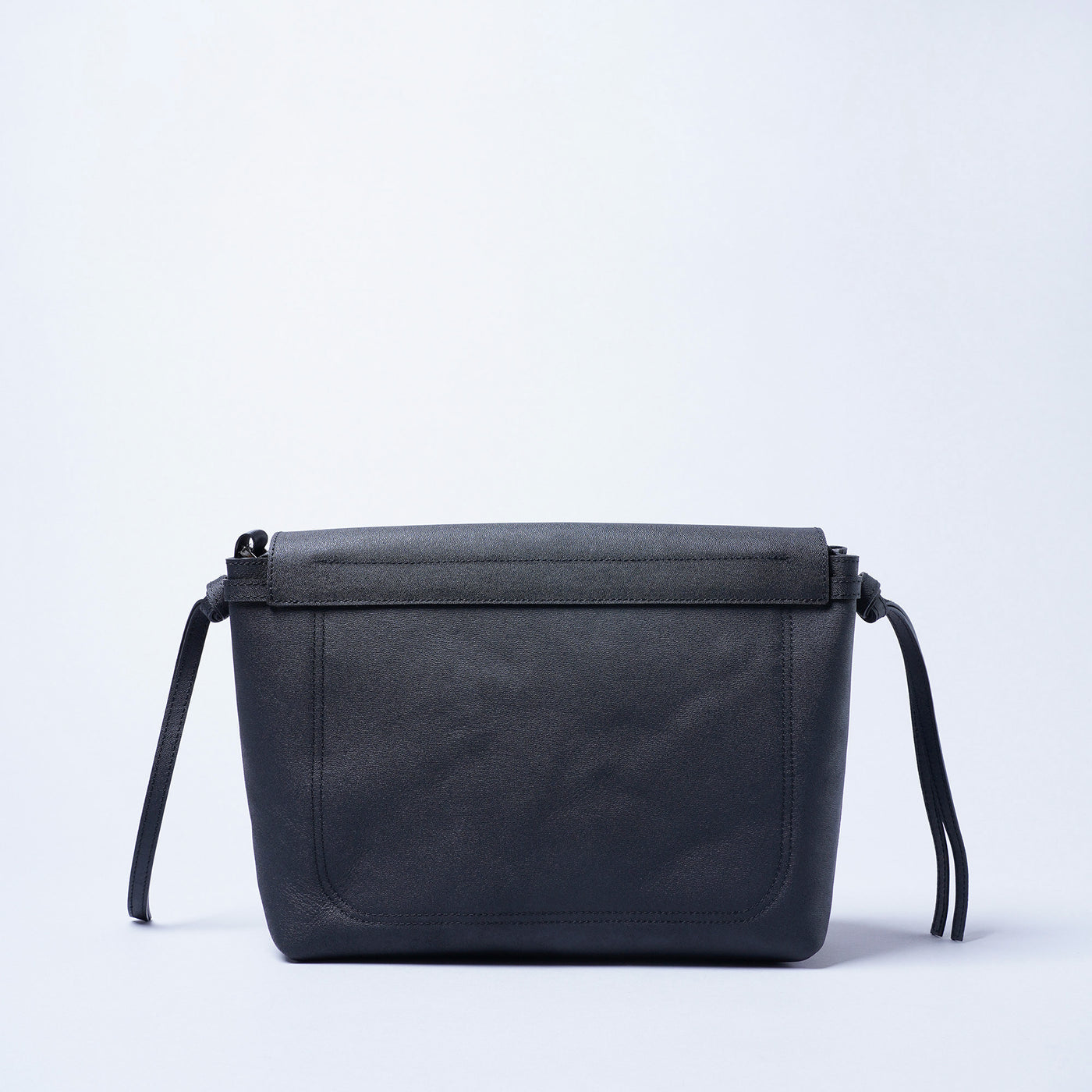 ＜ブラックアイボリー＞Square（スクエア）/ブラック