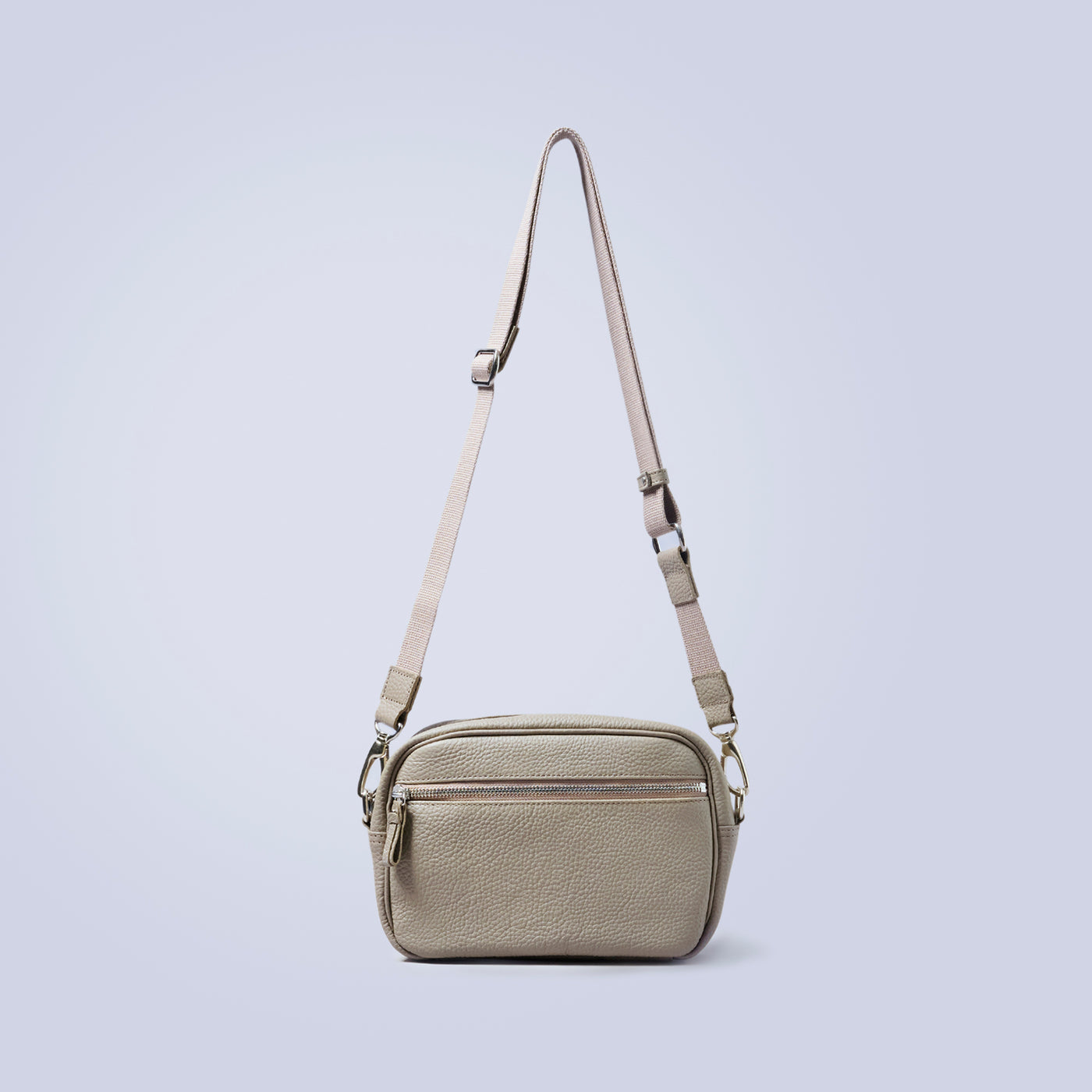 ＜LEZALI＞壓花迷你肩背包/天藍色