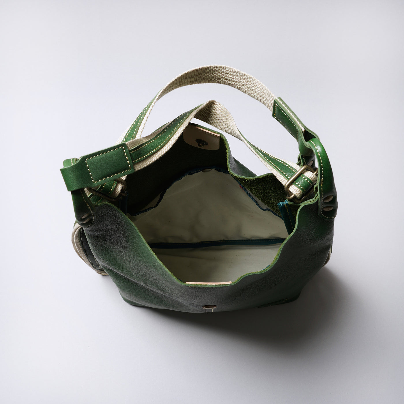 <Laisser Faire> Pieza 2 Way Back Pack / Green