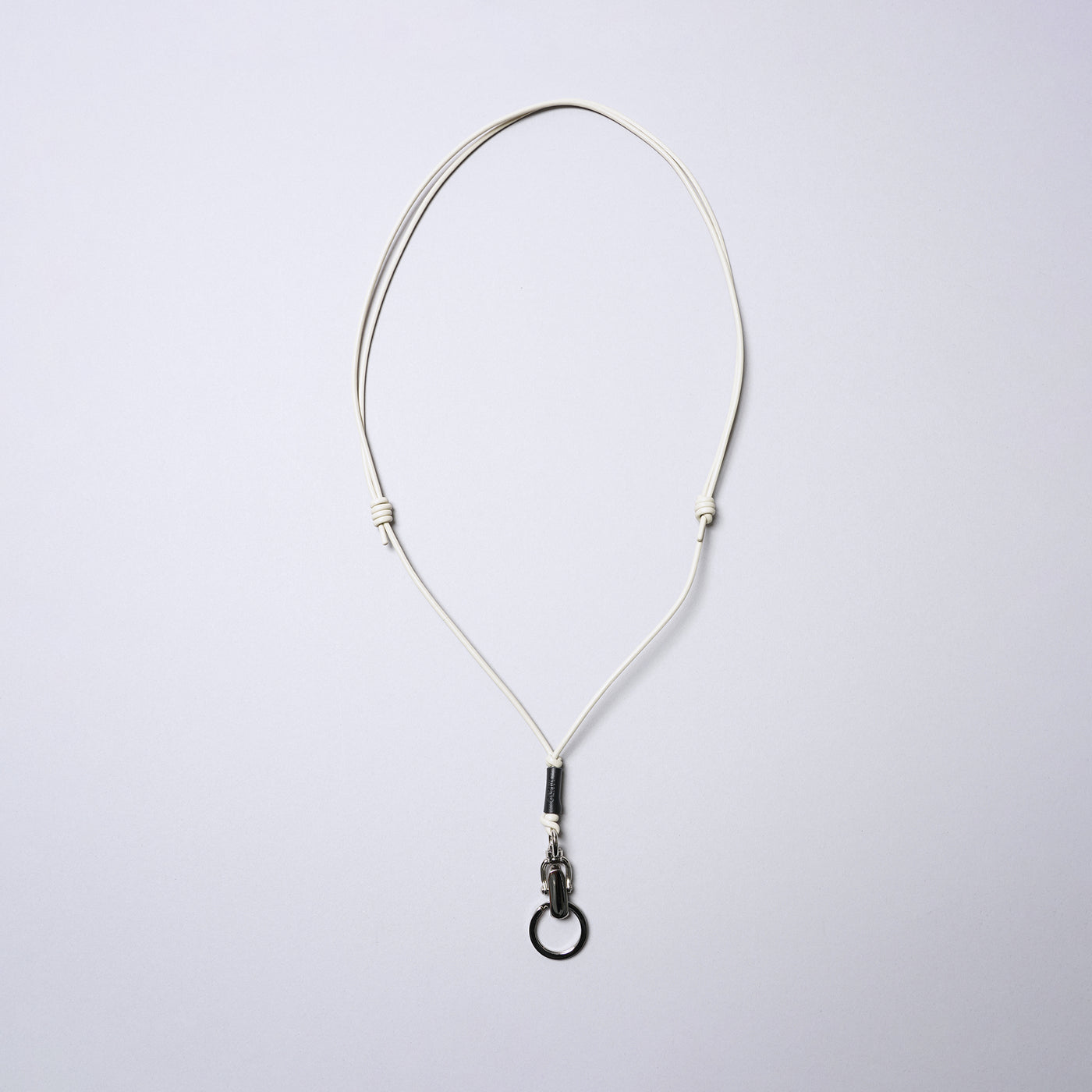 <SENTI FLATTER THE SENSES> Multi Leather Strap (Clip Hook) / Camel