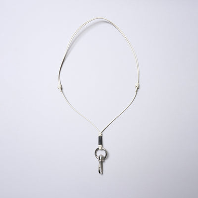 <SENTI FLATTER THE SENSES> Multi Leather Strap (Carabiner) / Ivory