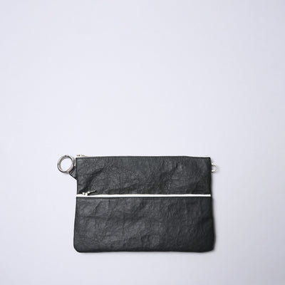 <SENTI FLATTER THE SENSES> Super Lightweight Dyneema Leather Double Zip Pouch LL / Black x Ivory