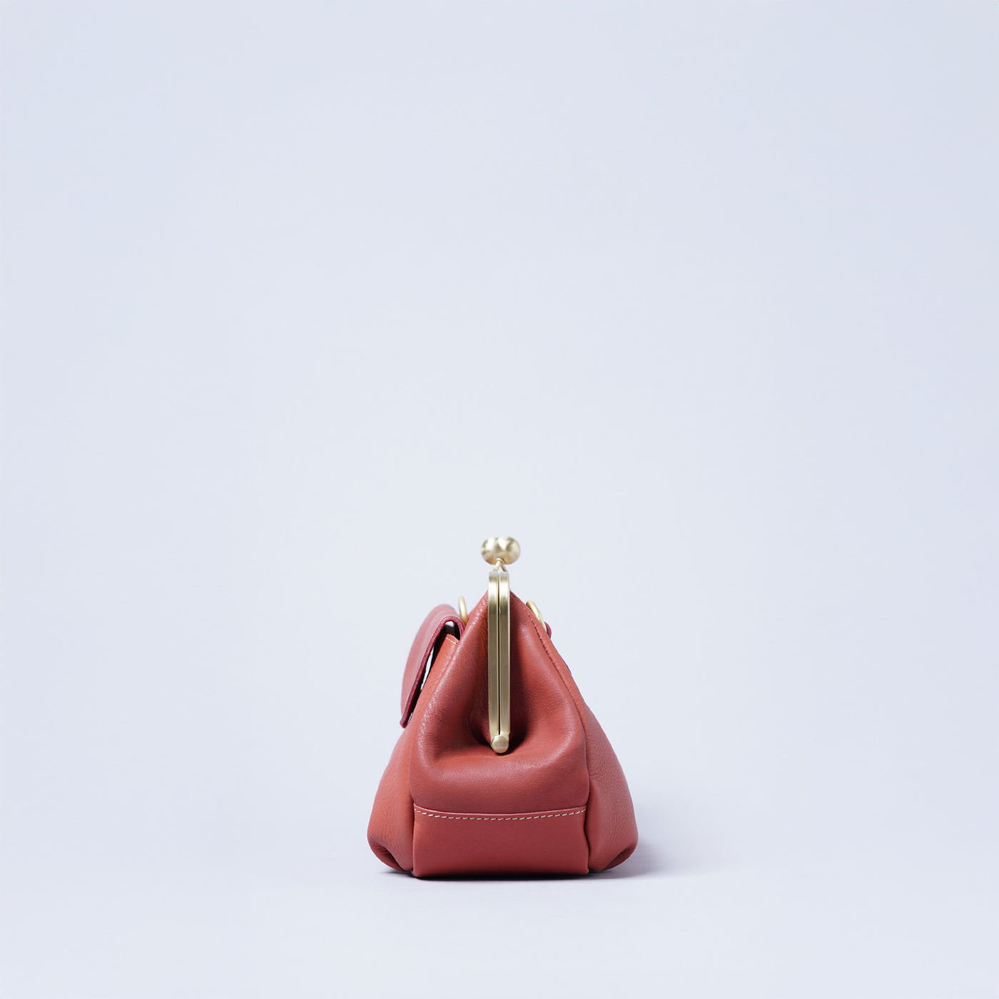 <kissora> Tommy Kiss Lock Tote Shoulder / CAM